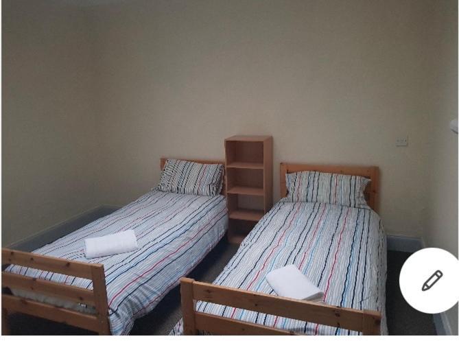 2Nd Floor Alexandra House אברפלדי מראה חיצוני תמונה